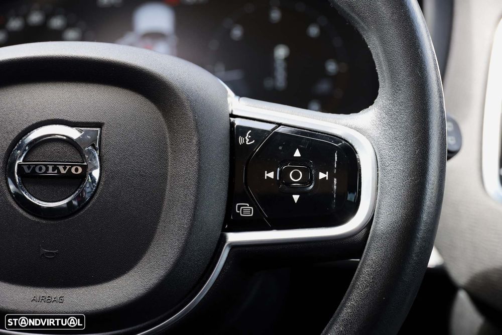 Volvo XC 90 2.0 D5 Momentum AWD - 23