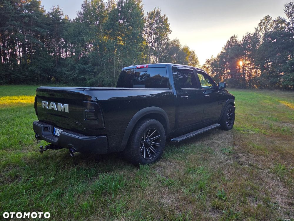 Dodge RAM 5.7 4x4 - 8