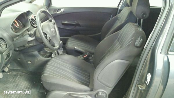 Para Peças Opel Corsa D (S07) - 3