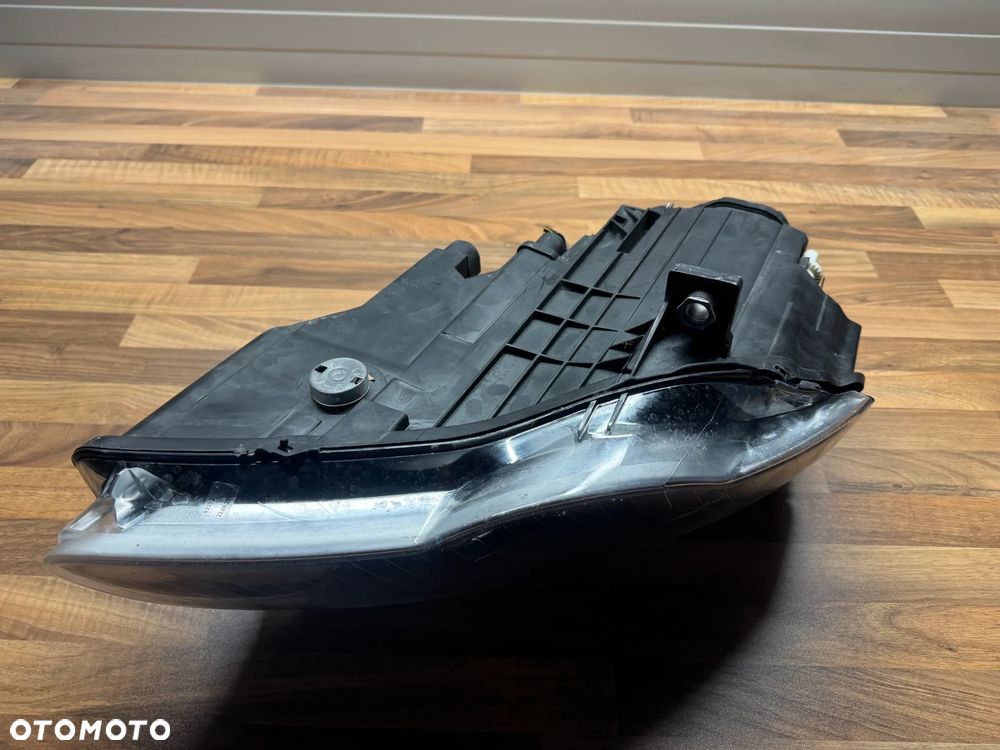 LAMPA XENON PRAWA VW PASSAT B6 BIXENON SKRĘTNY - 9