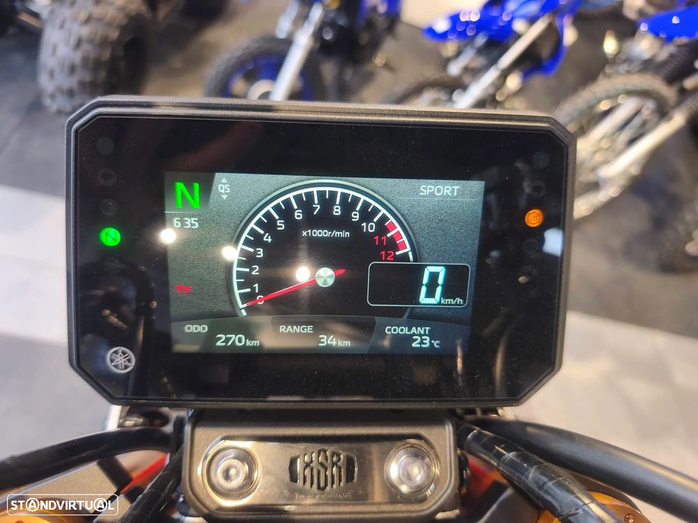 Yamaha XSR 900 - 9