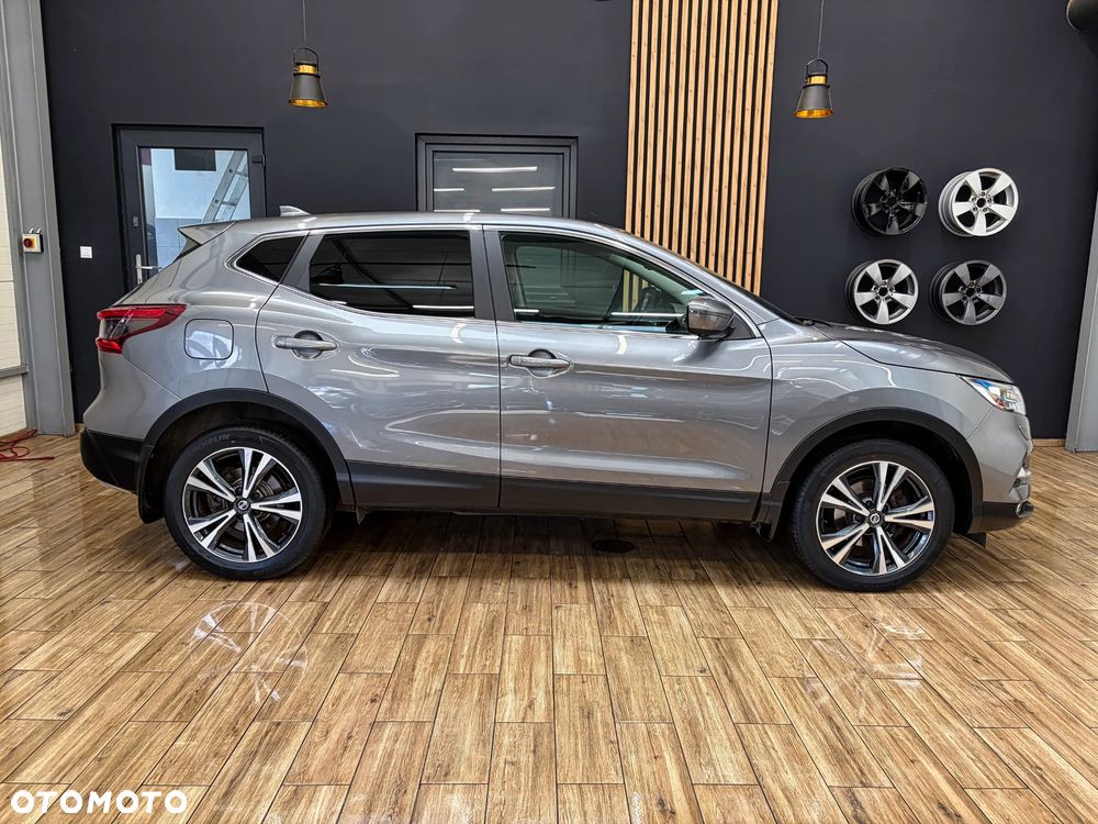 Nissan Qashqai 1.3 DIG-T N-Connecta - 6