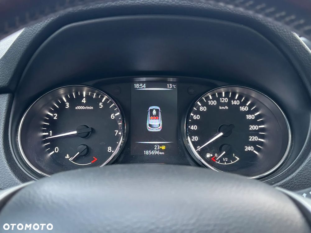 Nissan Qashqai 1.2 DIG-T N-Connecta - 30