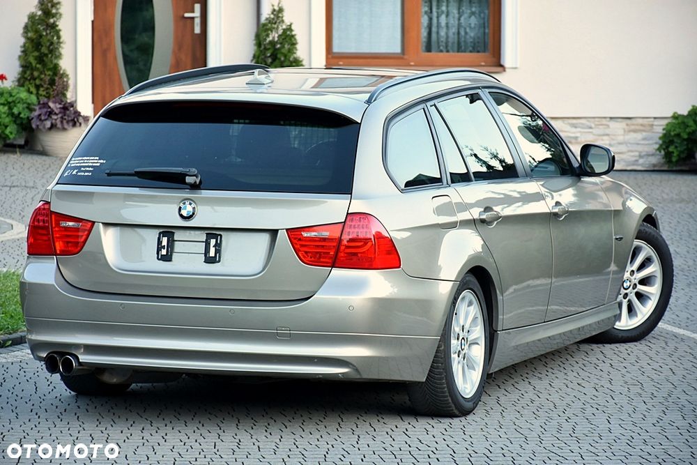 BMW Seria 3 320i Edition Sport - 3