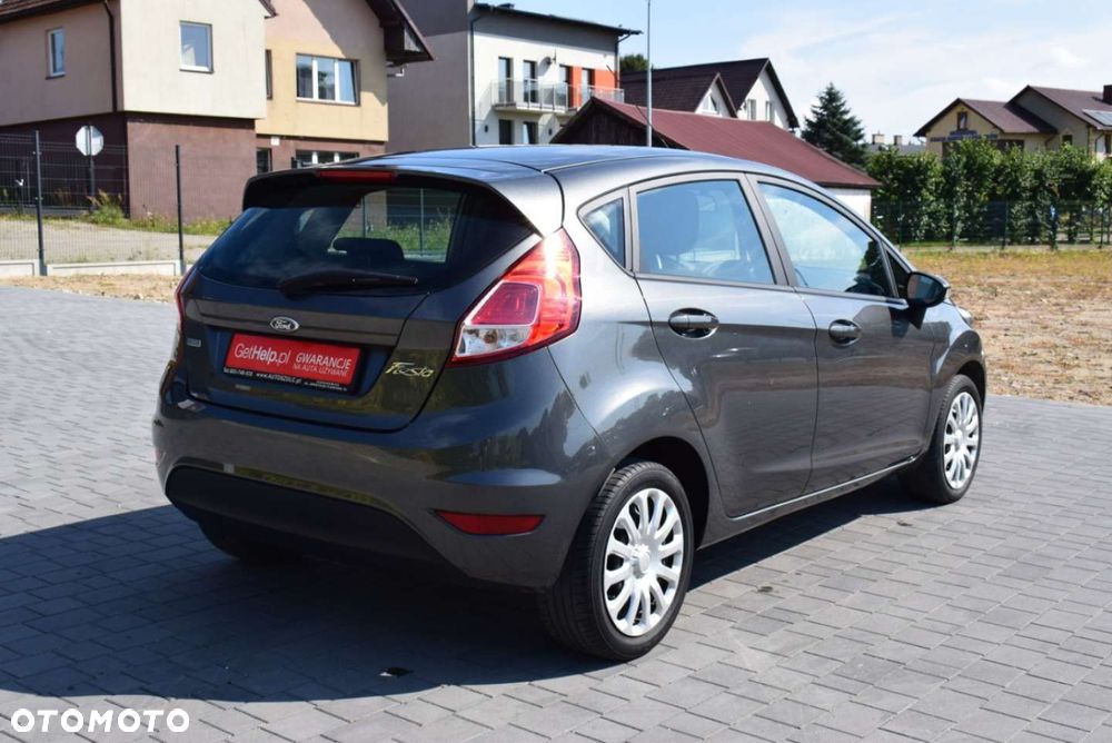 Ford Fiesta - 8