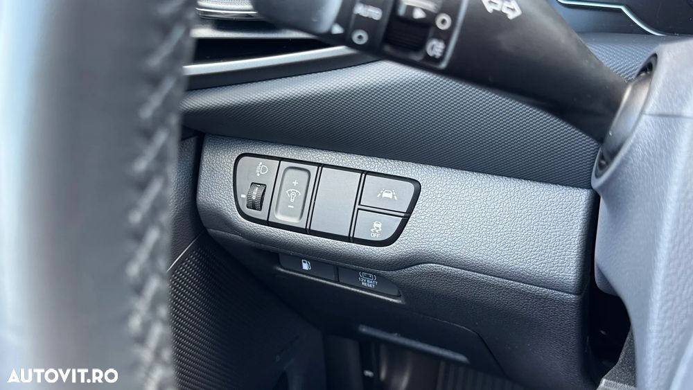 Hyundai IONIQ 141CP Highway - 17