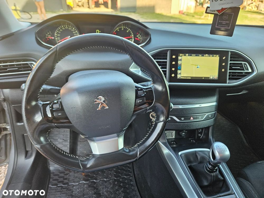 Peugeot 308 - 15