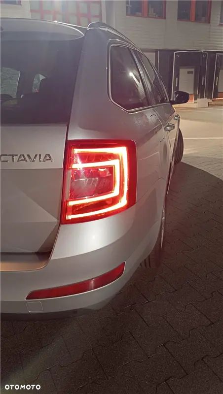 Skoda Octavia 1.6 TDI Ambition - 5