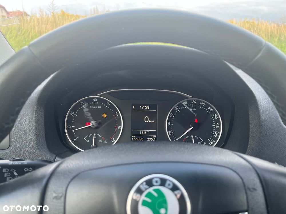 Skoda Octavia - 9
