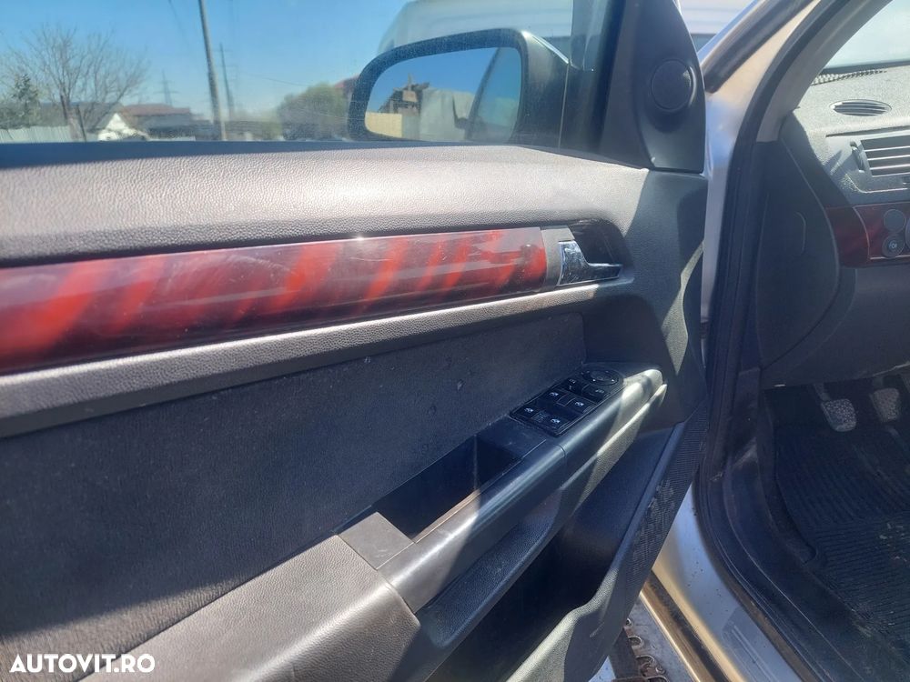 Dezmembrez Opel Astra H 1.7Diesel 74kw - 4