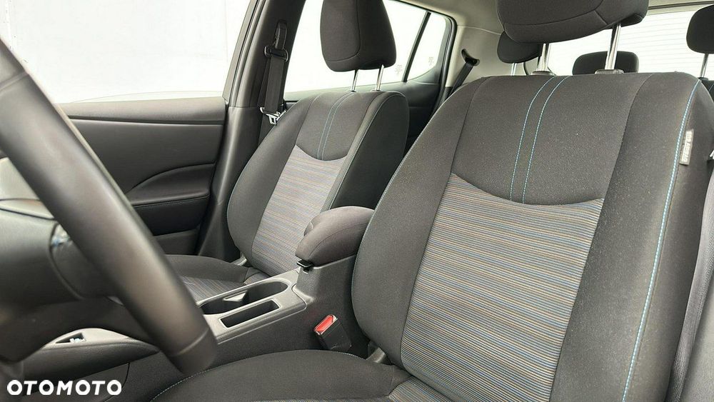 Nissan Leaf - 16