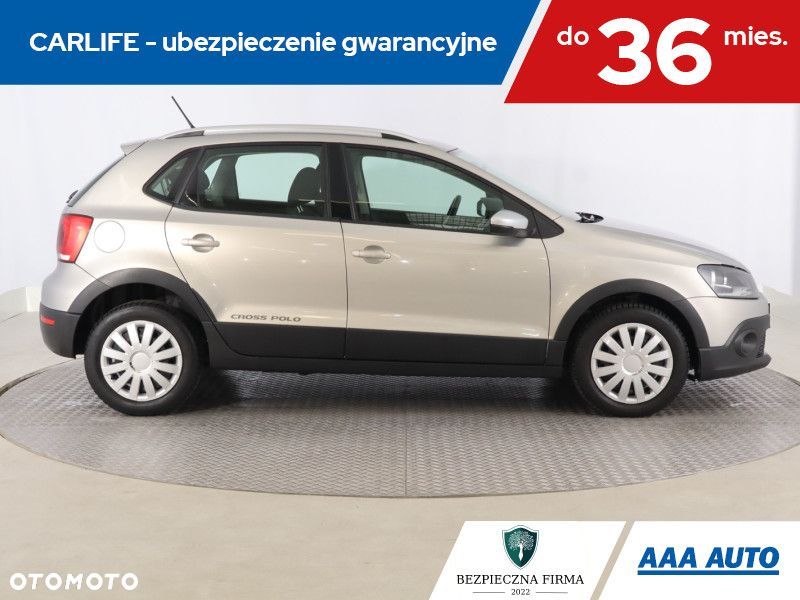 Volkswagen Polo - 8