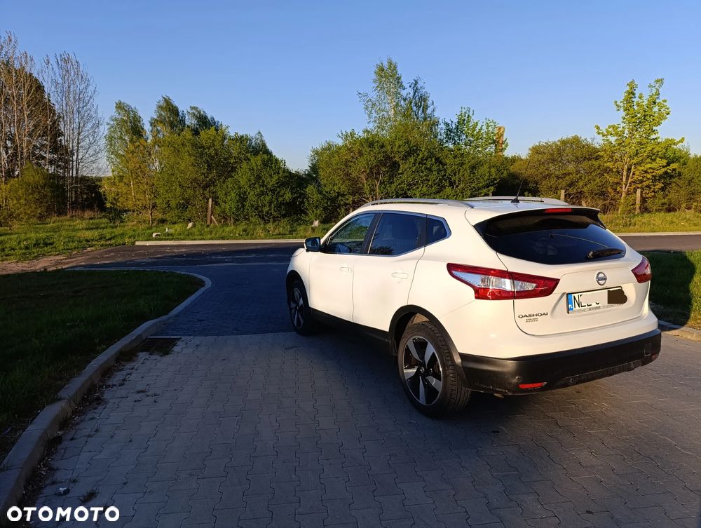Nissan Qashqai 1.2 DIG-T Tekna - 2
