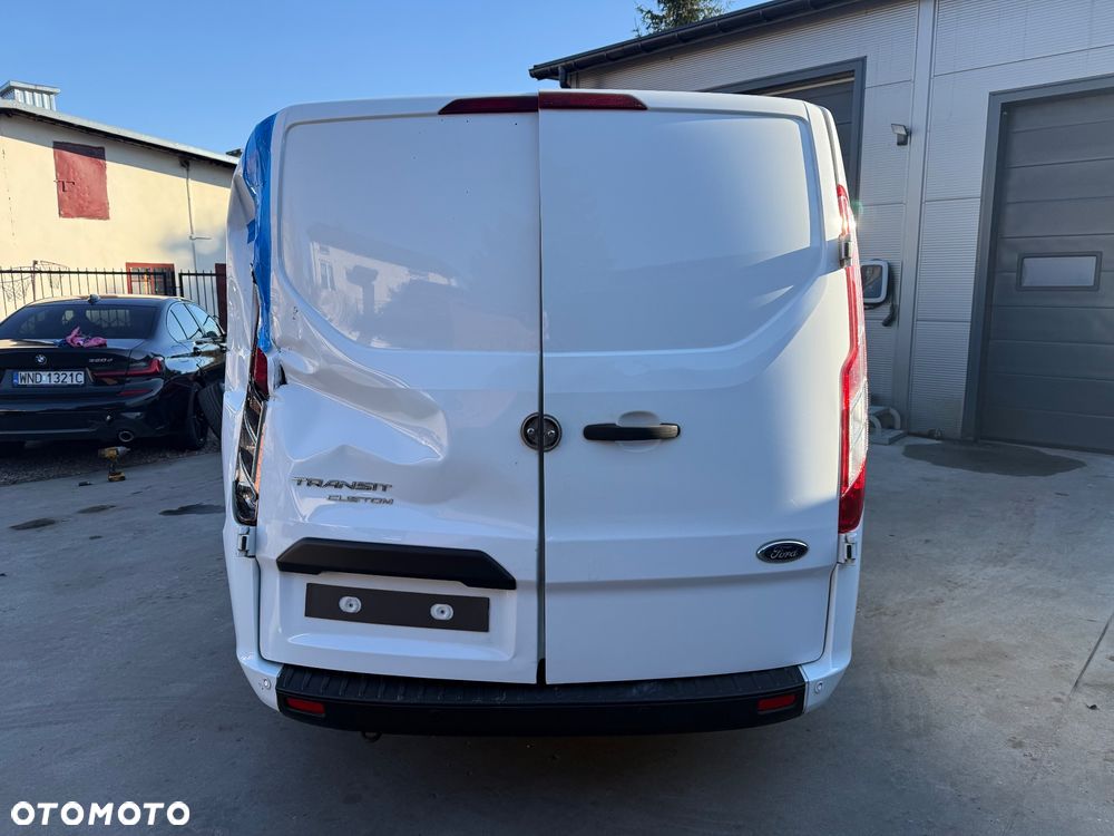 Ford Transit Custom - 8