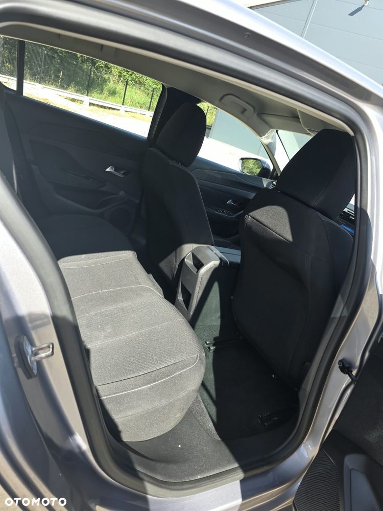 Peugeot 308 BlueHDi 130 EAT8 Business - 25