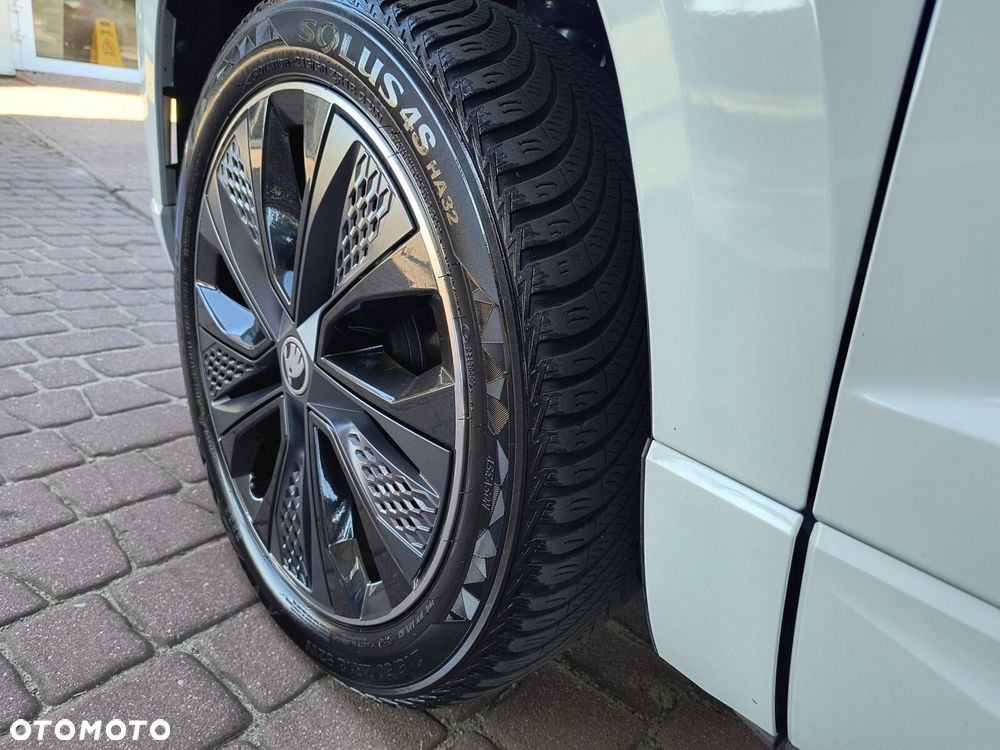 Skoda Karoq 1.5 TSI ACT Sportline DSG - 10