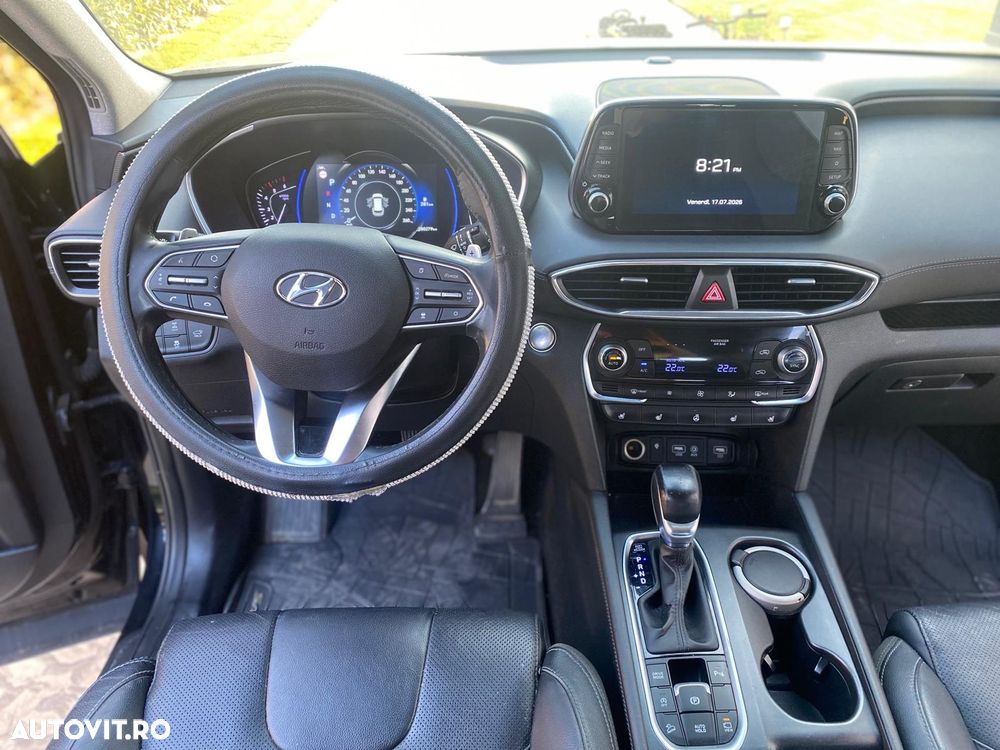 Hyundai Santa Fe 2.2 CRDi 4WD 8AT Luxury - 9