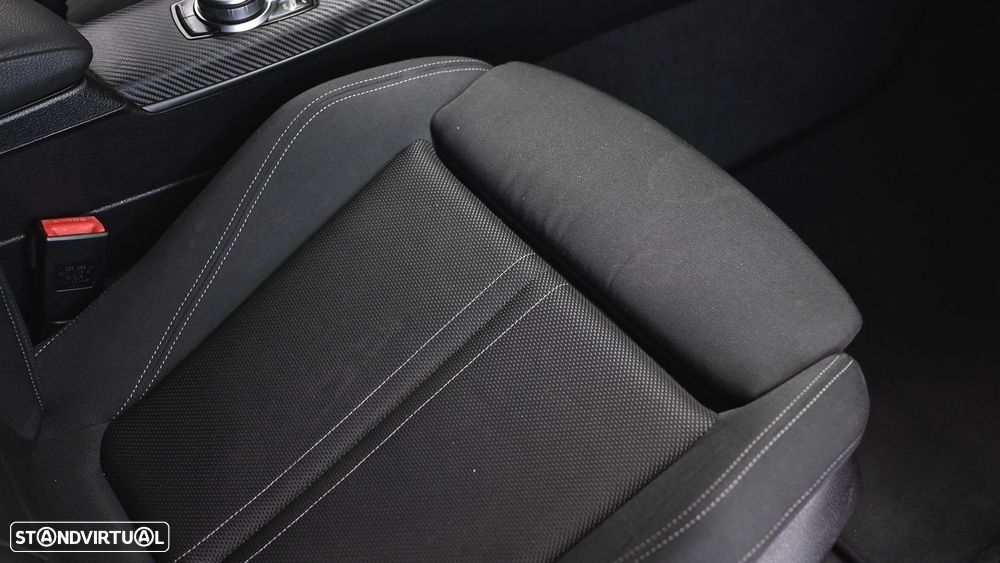 BMW 116 d Aut. Sport Line - 46