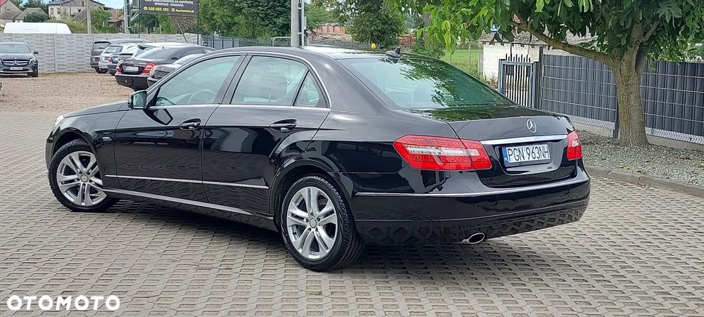 Mercedes-Benz Klasa E - 27