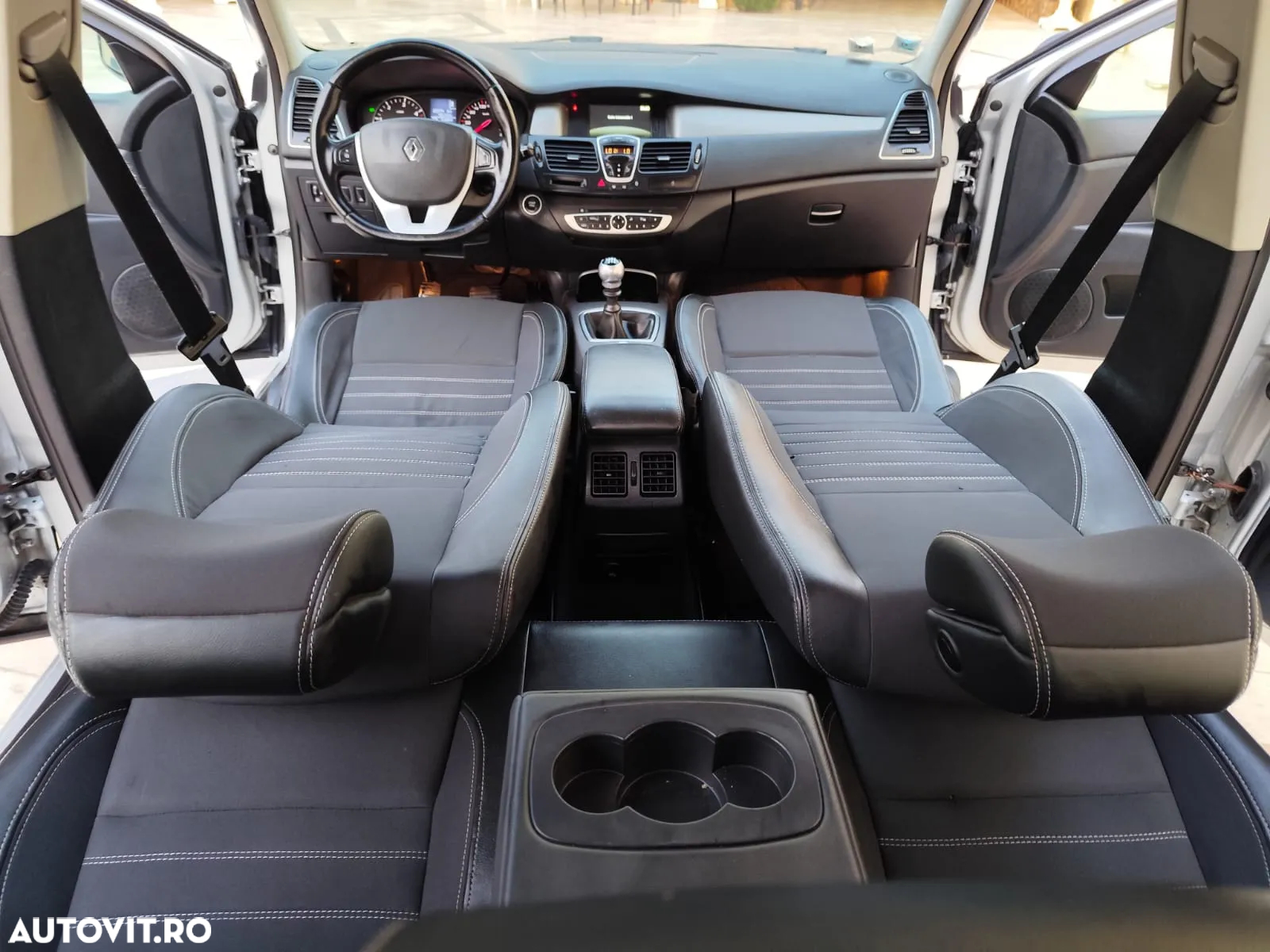 Renault Laguna - 6