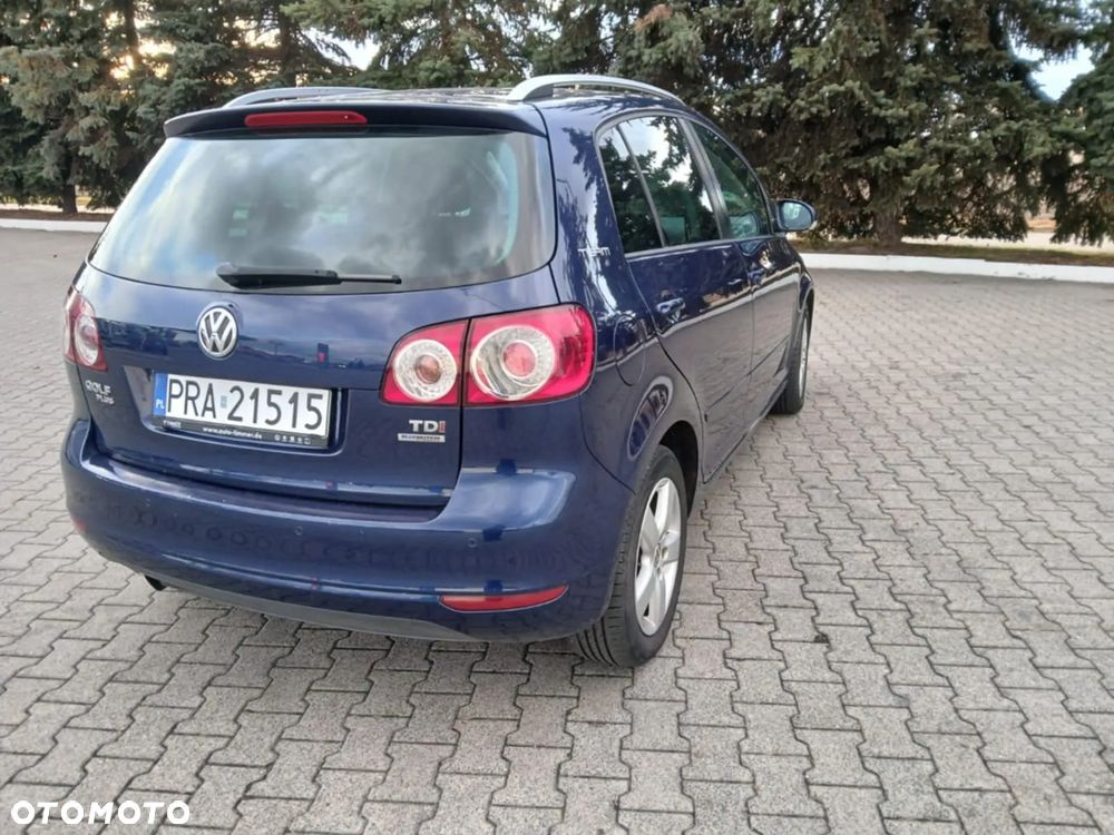 Volkswagen Golf Plus - 16