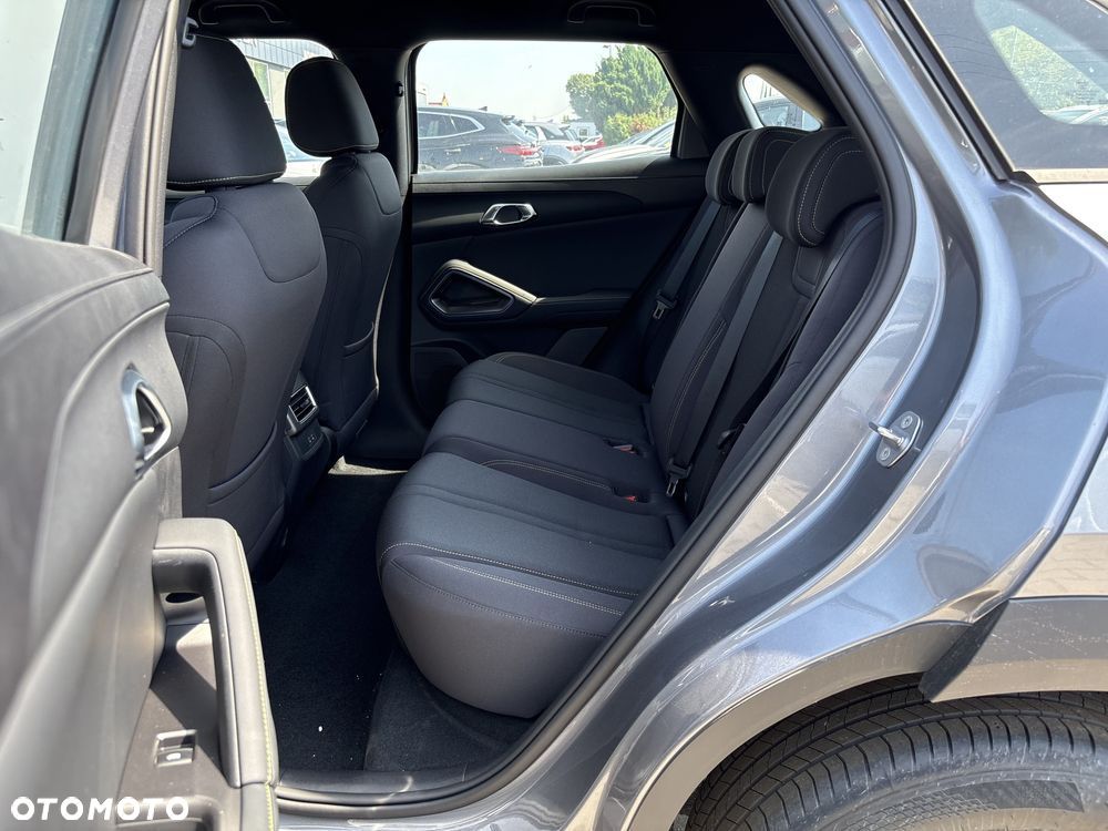 BYD Atto 2 DM-i Active - 11