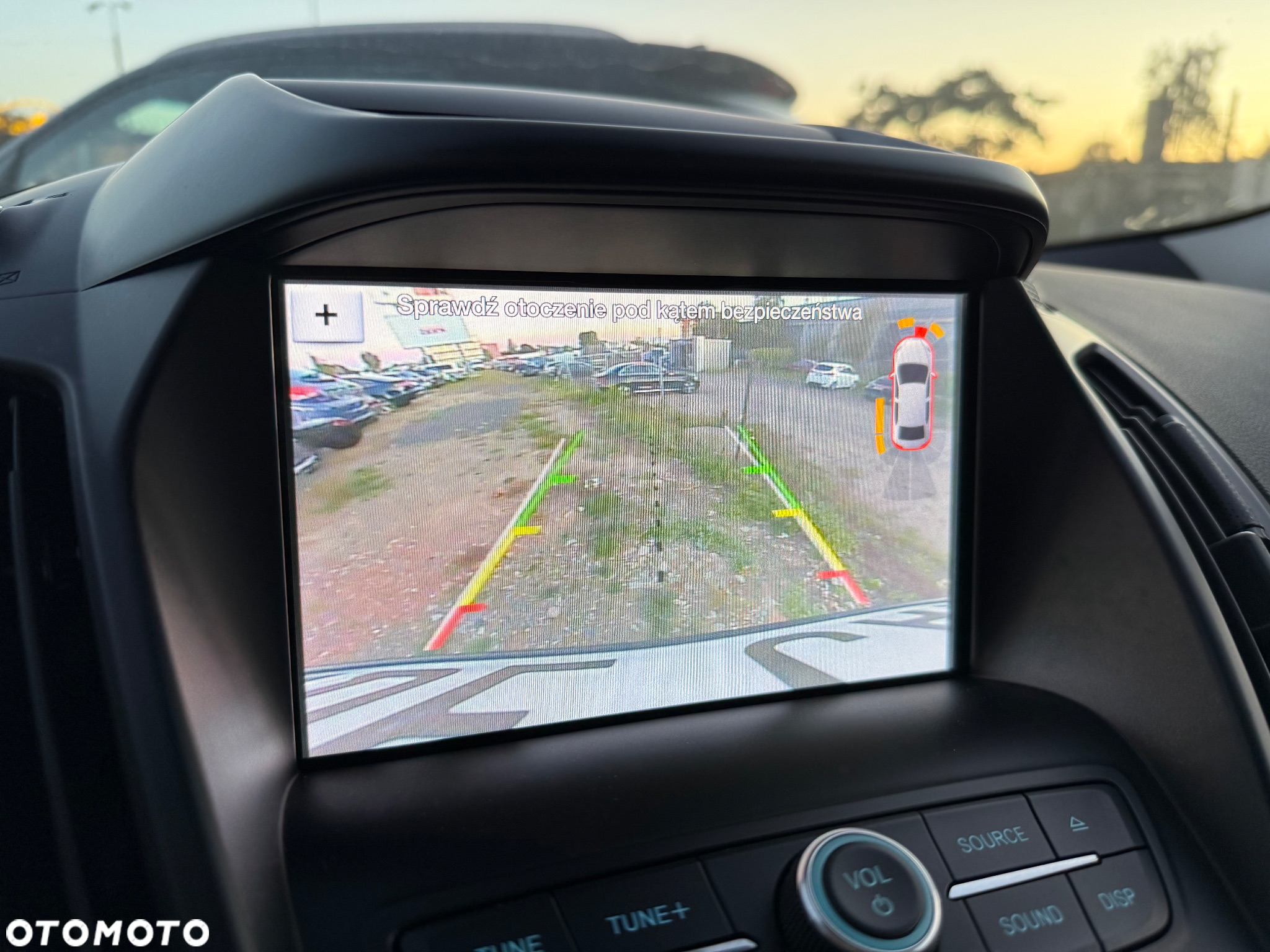 Ford Kuga 1.5 EcoBoost 2x4 Titanium - 21