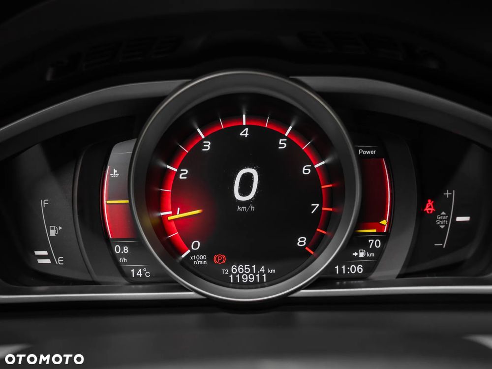 Volvo V40 T2 Inscription - 21