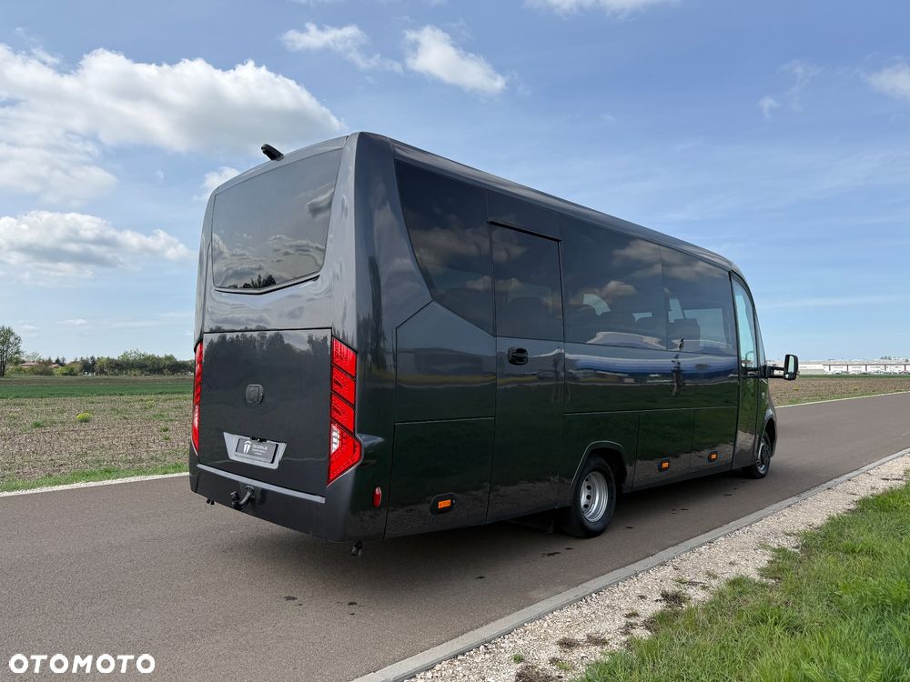Mercedes-Benz Sprinter 519 - 4