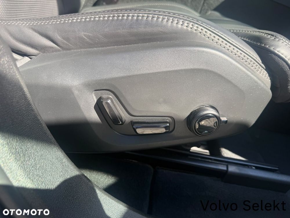 Volvo XC 60 - 34