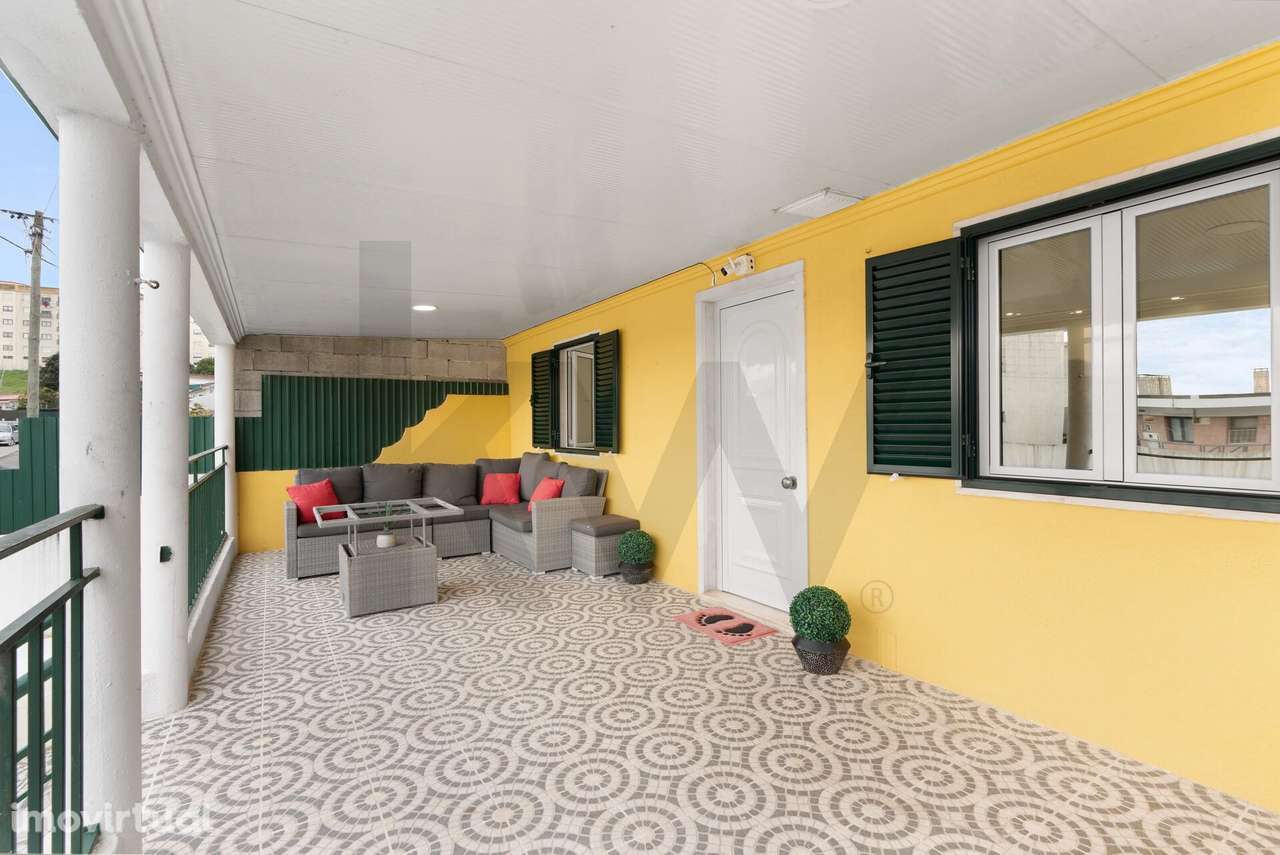 Moradia T1+1 com Terraço, RENOVADA – 15 min de Lisboa, Queluz - 10 min - Grande imagem: 2/42