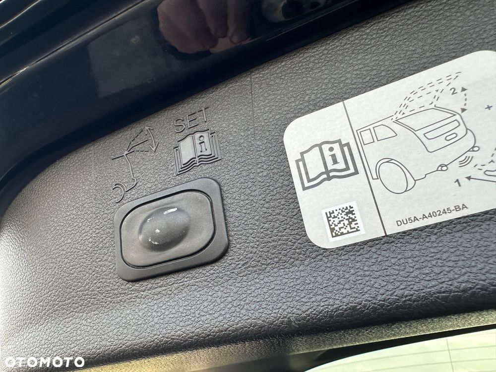 Ford Kuga 1.5 EcoBoost 2x4 ST-Line - 26