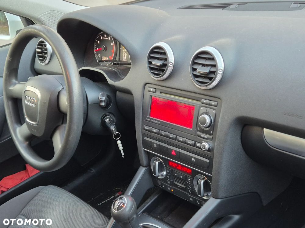Audi A3 Sportback 1.6 Limited Edition - 10