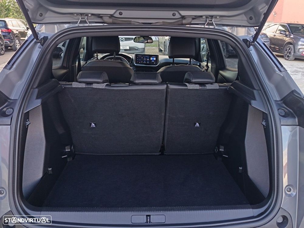 Peugeot 2008 - 6