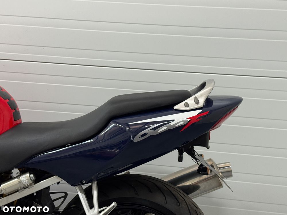 Honda CBR - 16