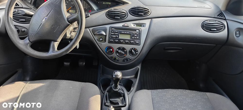 Ford Focus 1.6 Comfort X / 100 - 12