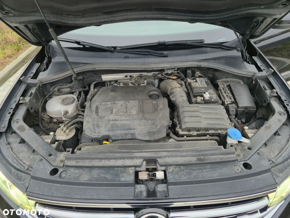 Volkswagen Tiguan 2.0 TDI SCR DSG R-Line - 26