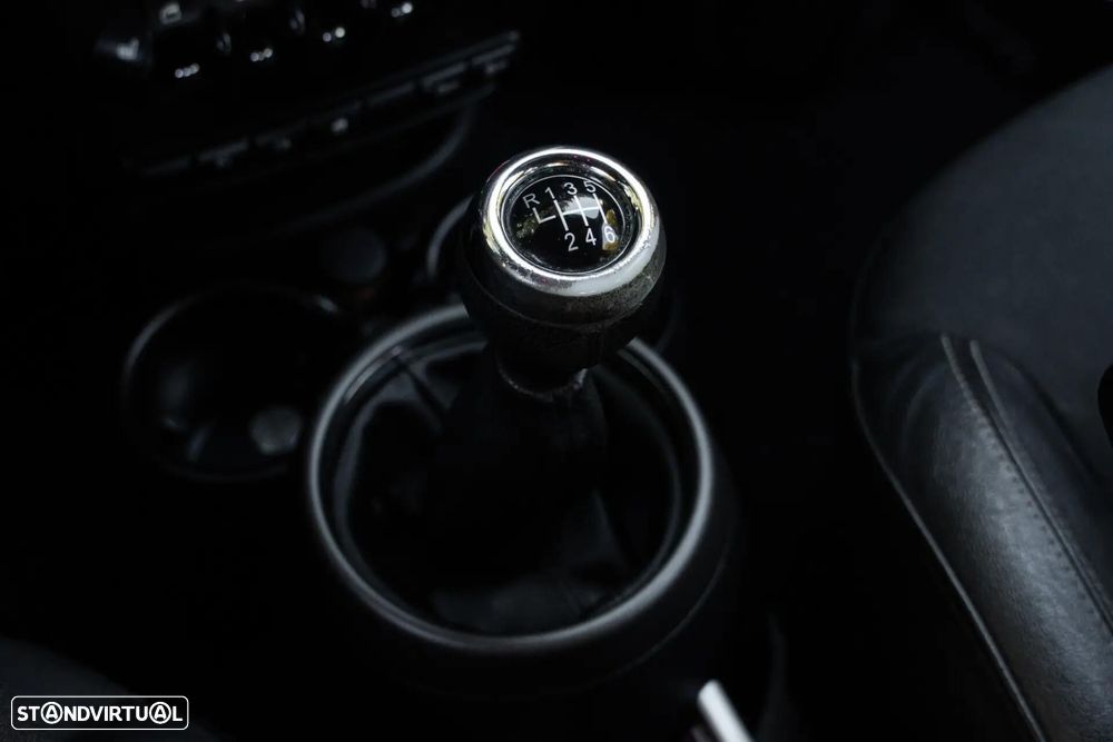 MINI Countryman Cooper D - 17