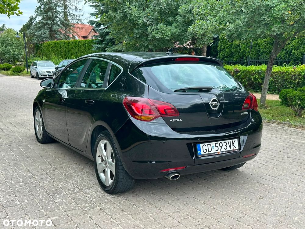 Opel Astra - 4