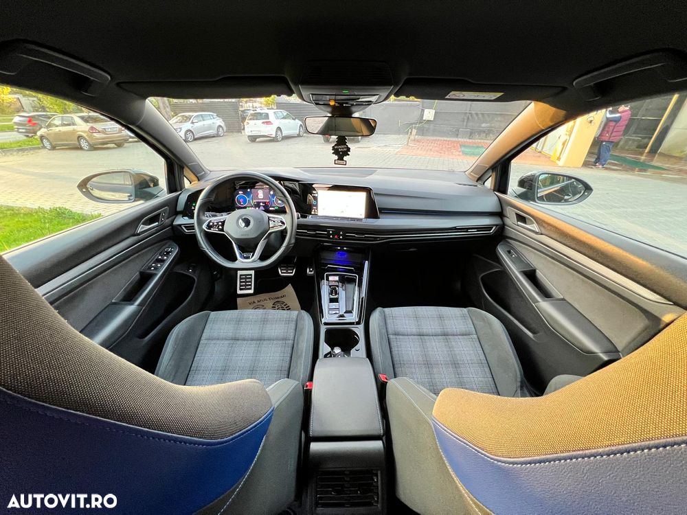 Volkswagen Golf - 6