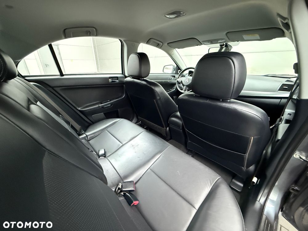 Mitsubishi Lancer - 29