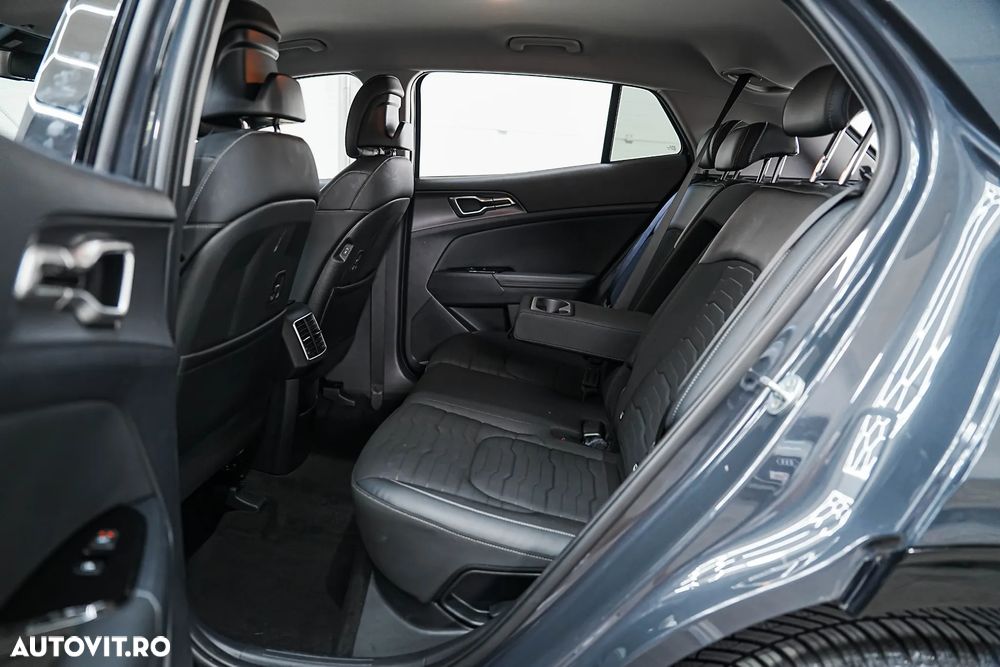 Kia Sportage 1.6 T-GDI HEV 6AT 4x2 Style - 8