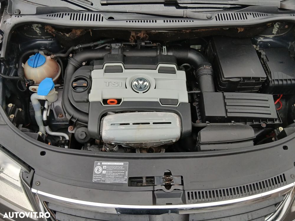 Volkswagen Touran 1.4 TSI United - 11