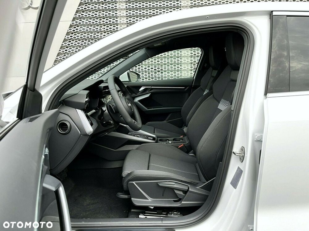 Audi A3 Sportback - 18