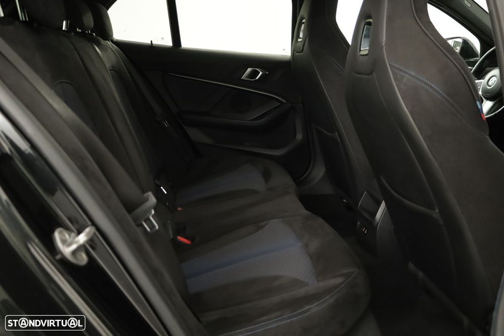 BMW 116 d Pack Desportivo M Auto - 22