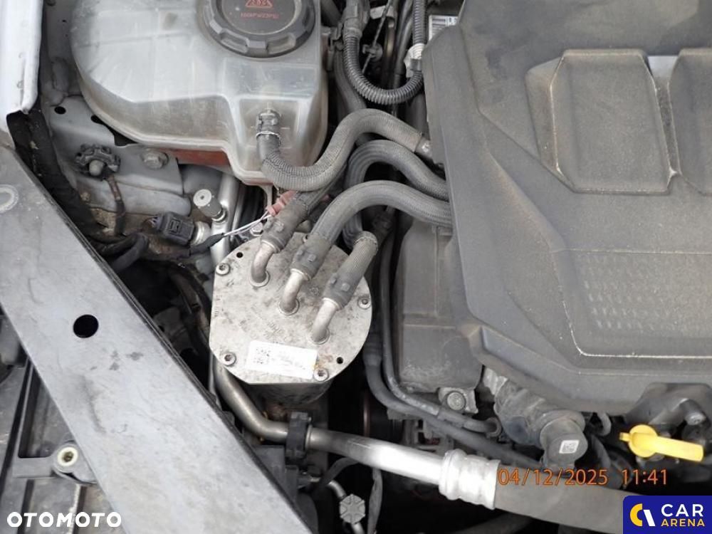 Volkswagen Passat - 31