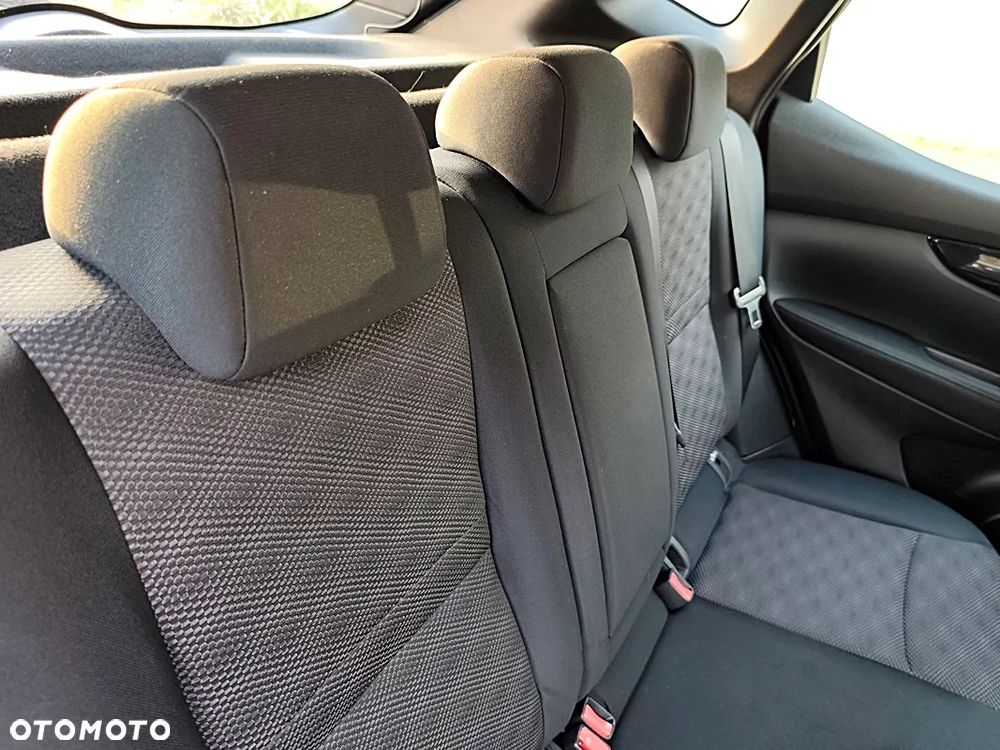 Nissan Qashqai 1.5 dCi DPF acenta - 20