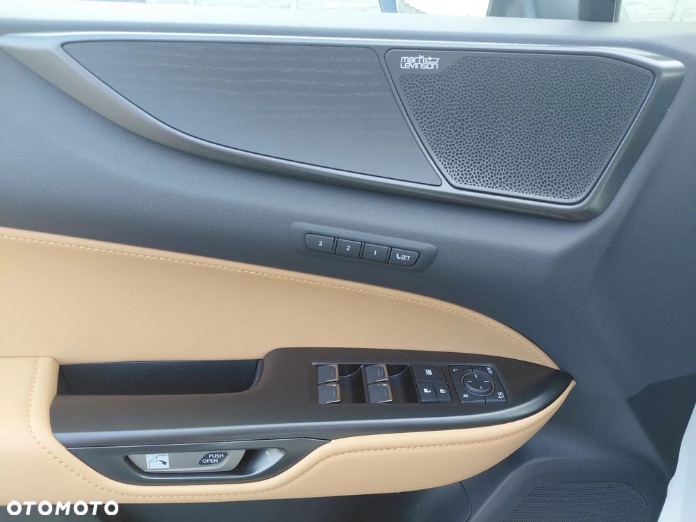 Lexus NX 350h Omotenashi AWD - 5