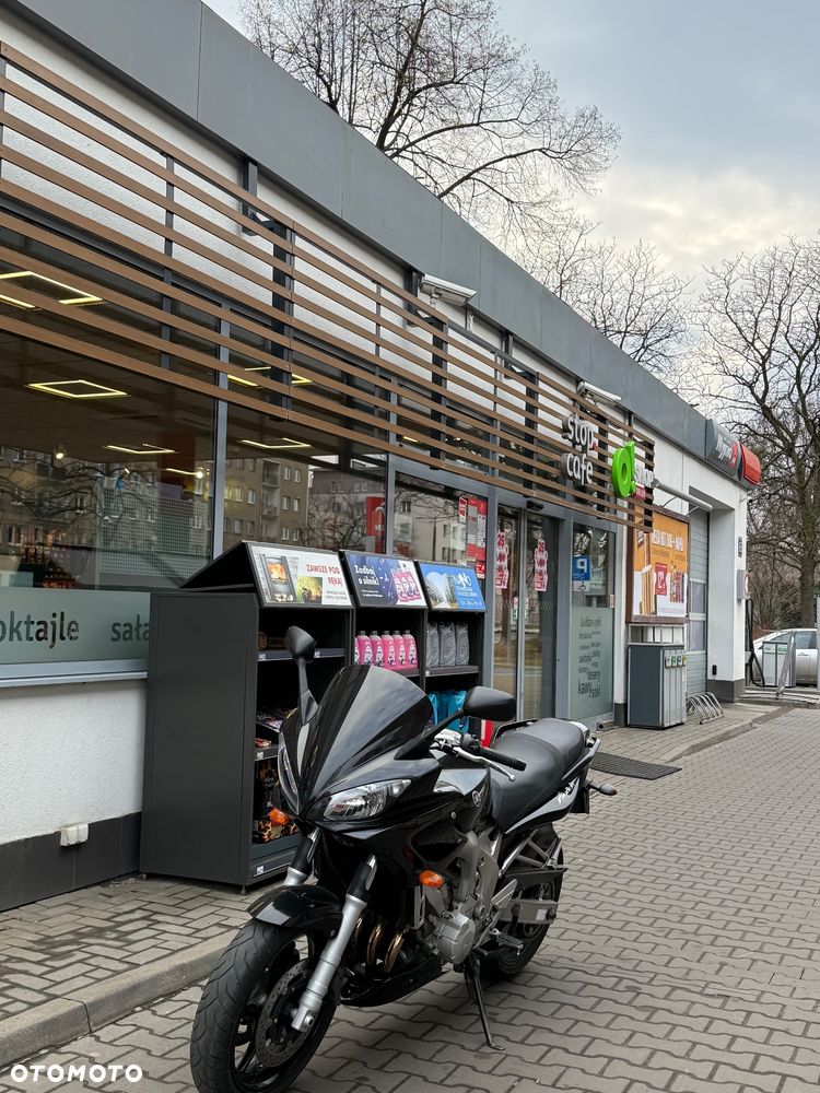 Yamaha FZ6 - 3