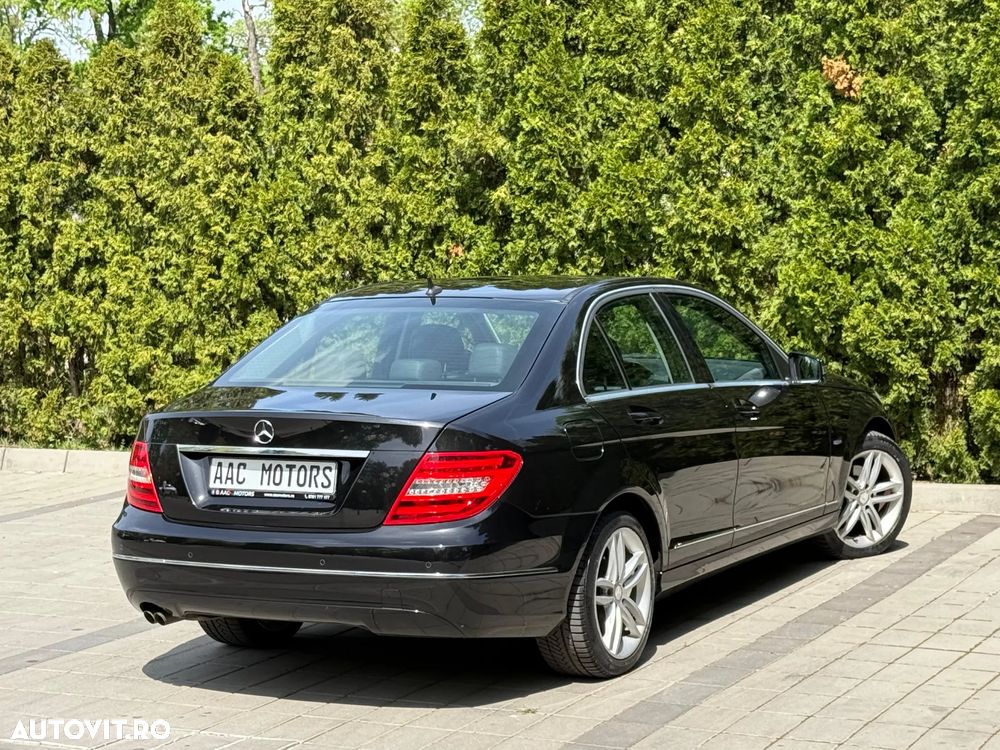 Mercedes-Benz C - 2
